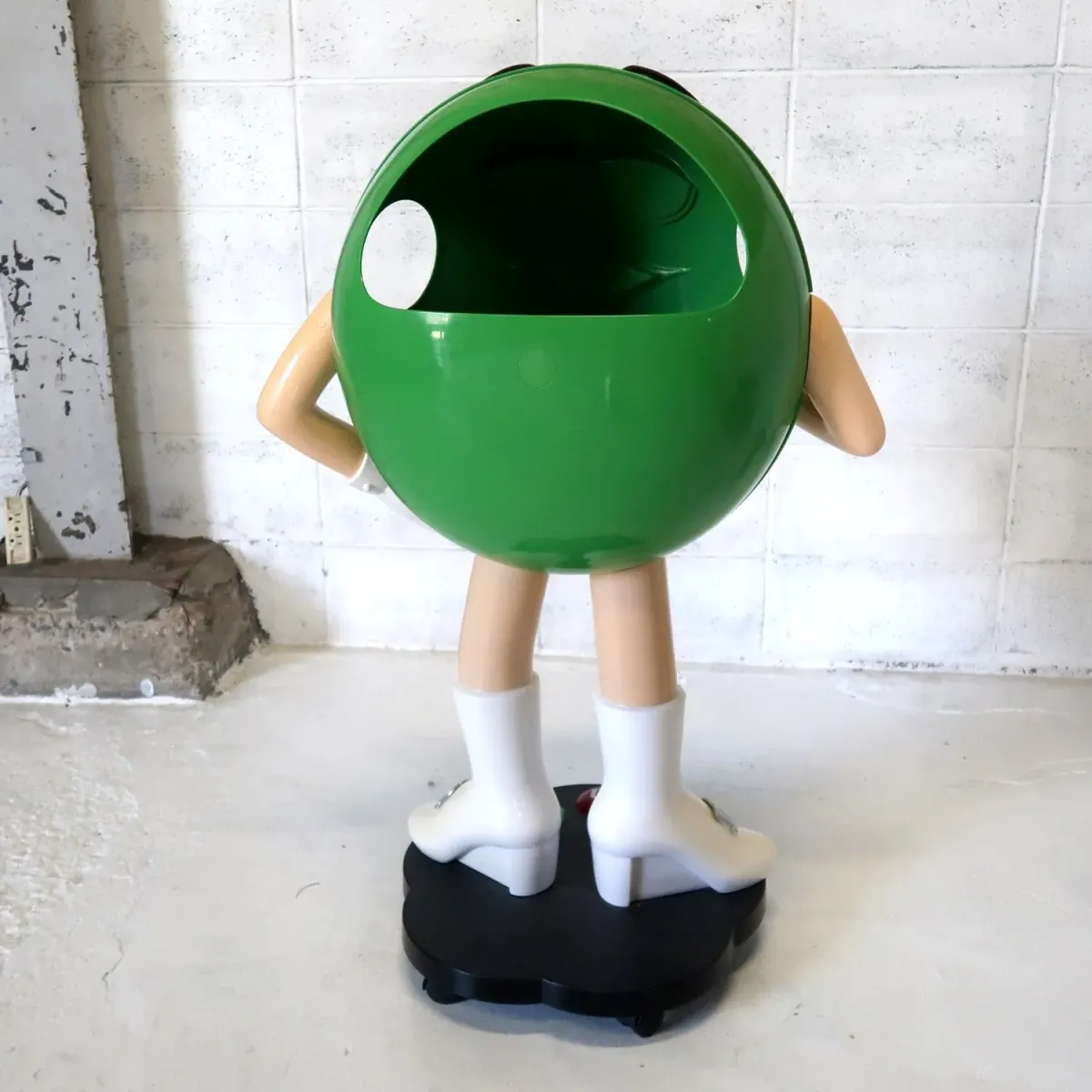 M&M's グリーン 大型 ストアディスプレイ
