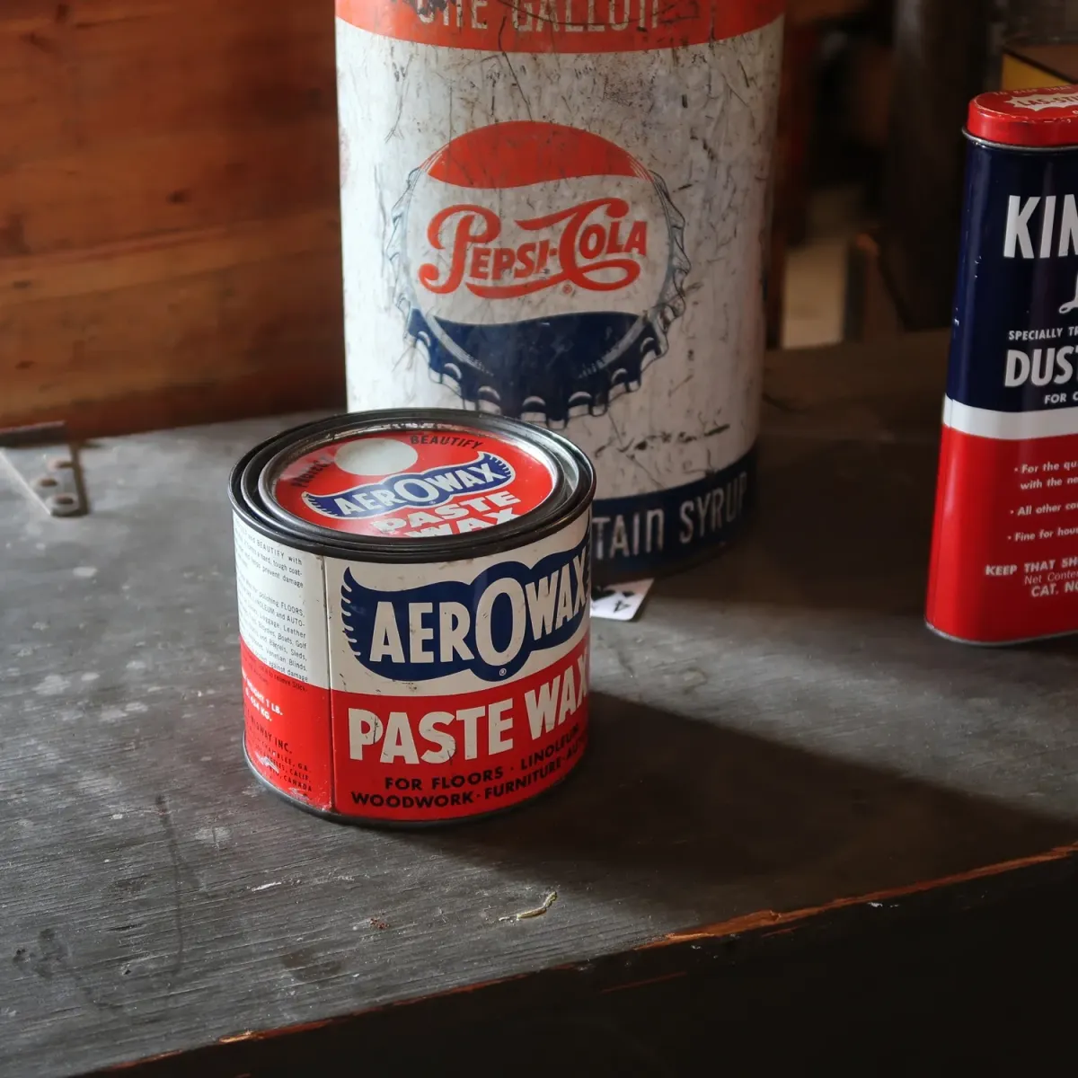 AEROWAX ビンテージ メタル缶