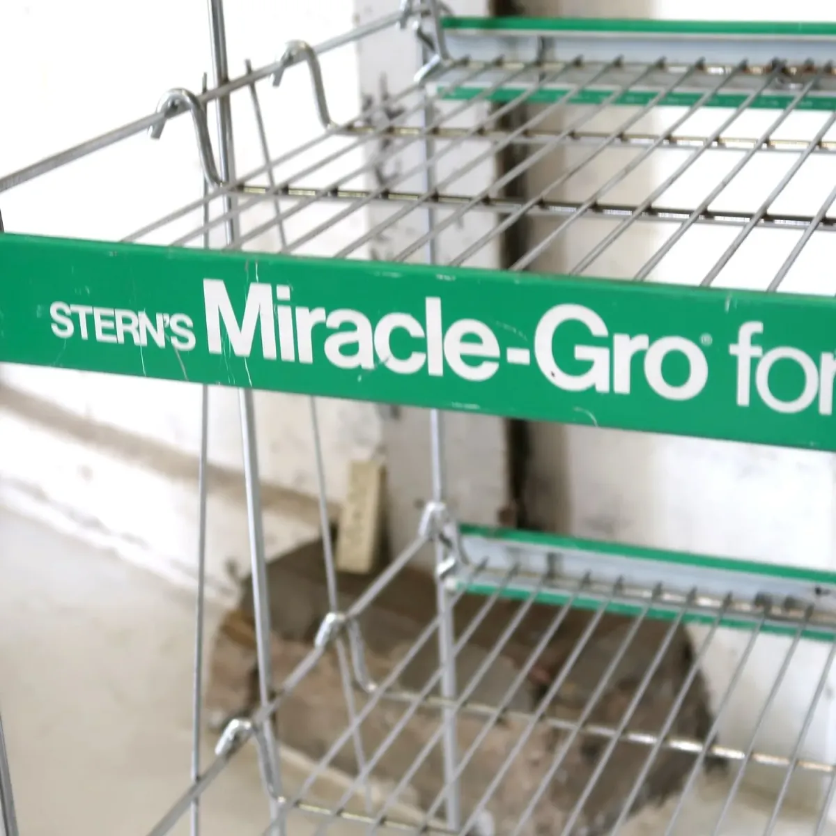 Miracle-Gro ストアディスプレイ ワイヤーラック