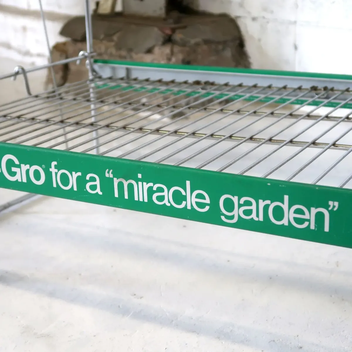 Miracle-Gro ストアディスプレイ ワイヤーラック