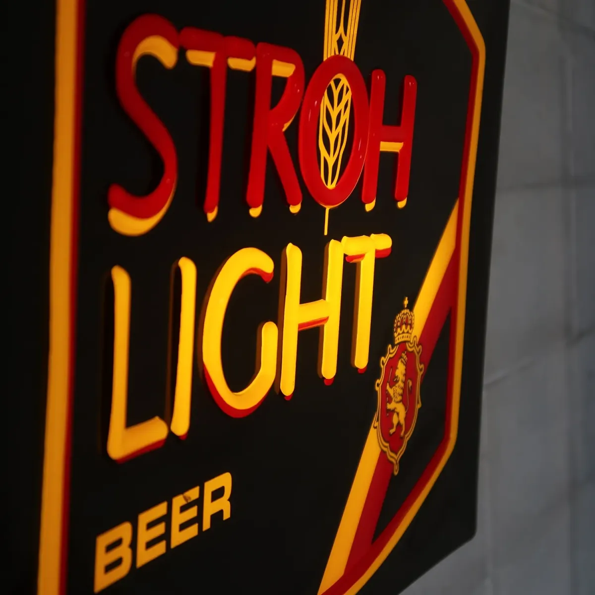 STROH LIGHT BEER ビンテージ ネオンデザイン ライトサイン