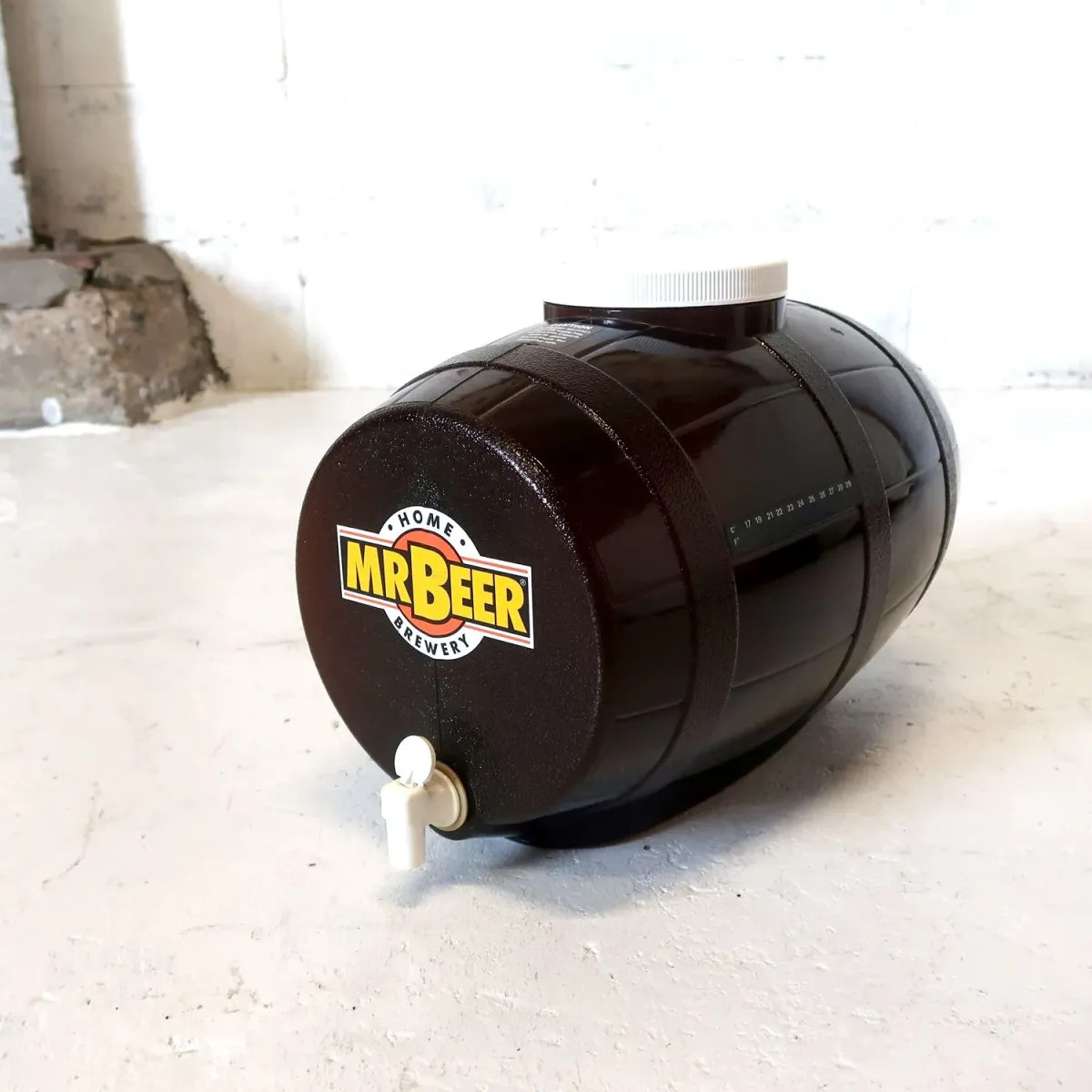MR BEER ビールジャグ