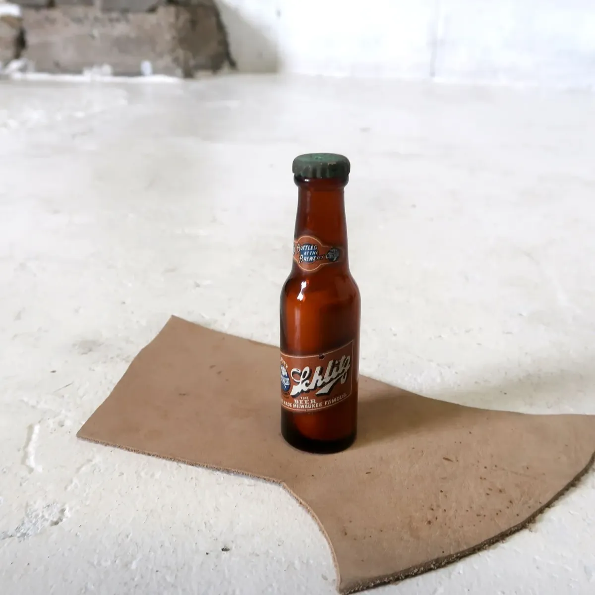 Schlitz ビンテージ ボトル型 シェーカー