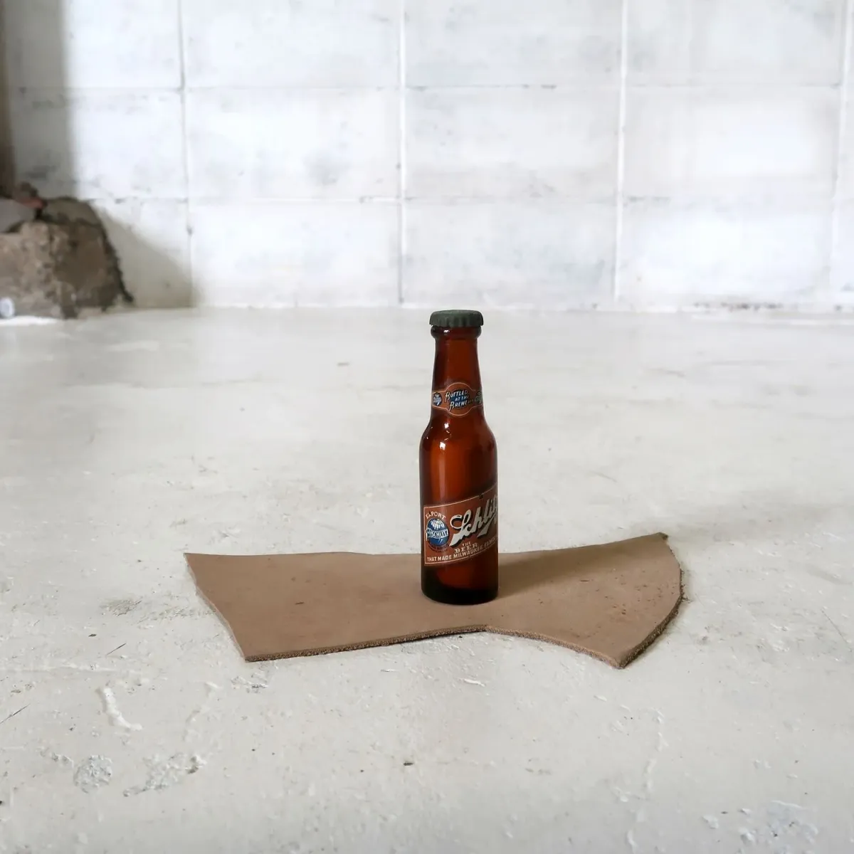 Schlitz ビンテージ ボトル型 シェーカー