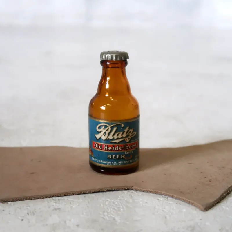 Blatz ビンテージ ボトル型 シェーカー