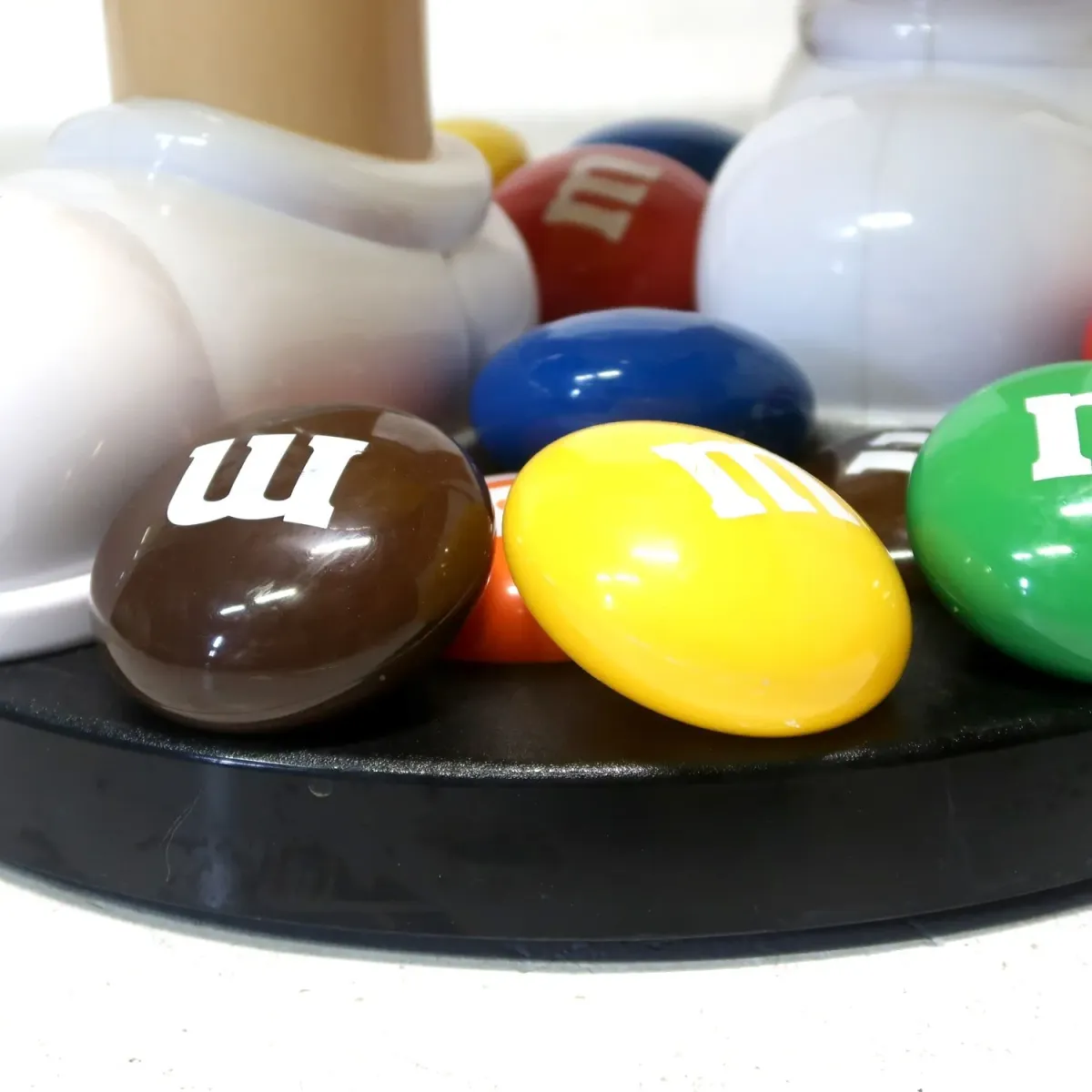 M&M's イエロー 大型 ストアディスプレイ