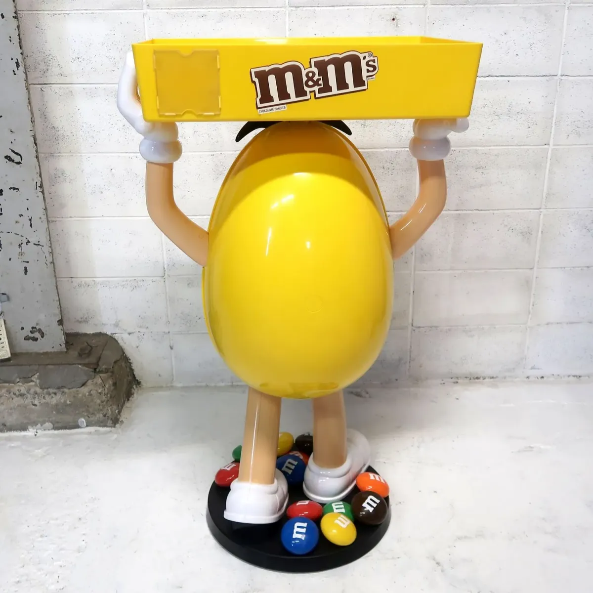 M&M's イエロー 大型 ストアディスプレイ