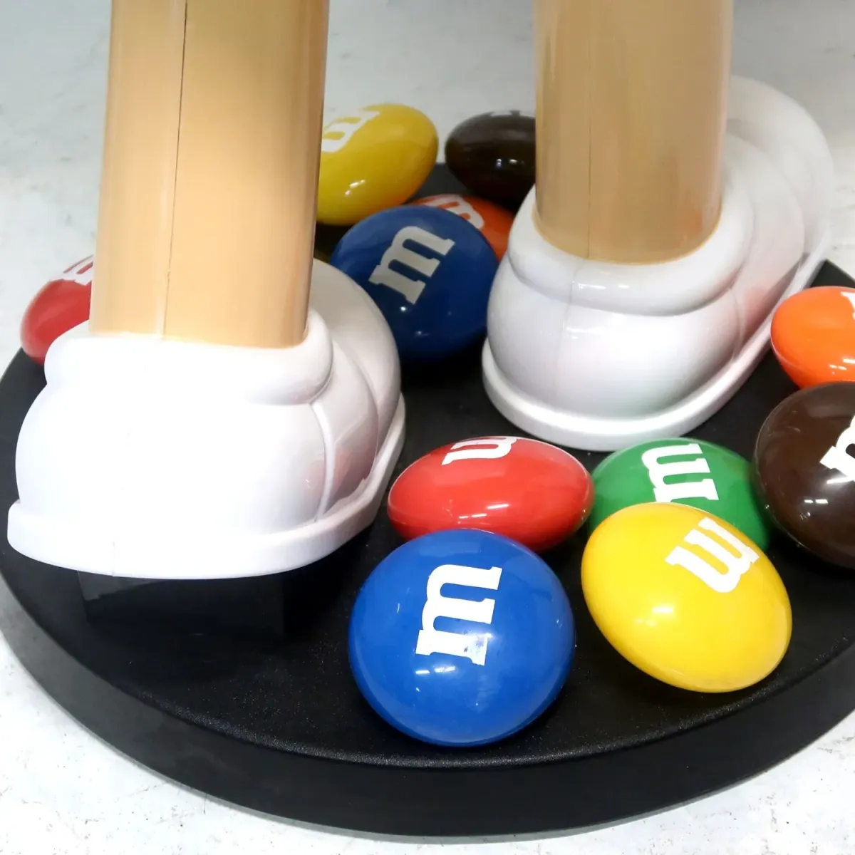 M&M's イエロー 大型 ストアディスプレイ