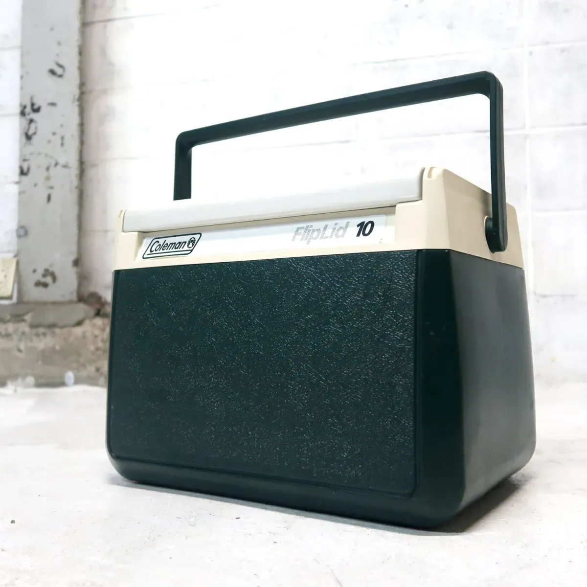 コールマン クーラーボックス FlipLid 10