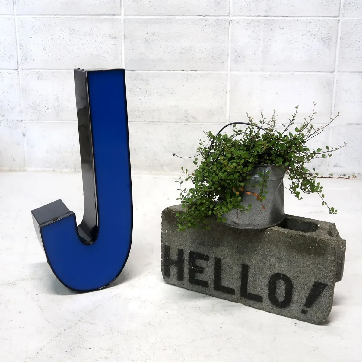 ビンテージ レターサイン J